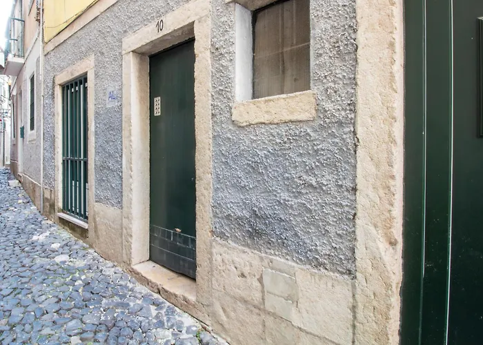 Madalena - In Historic Centre 아파트 리스본